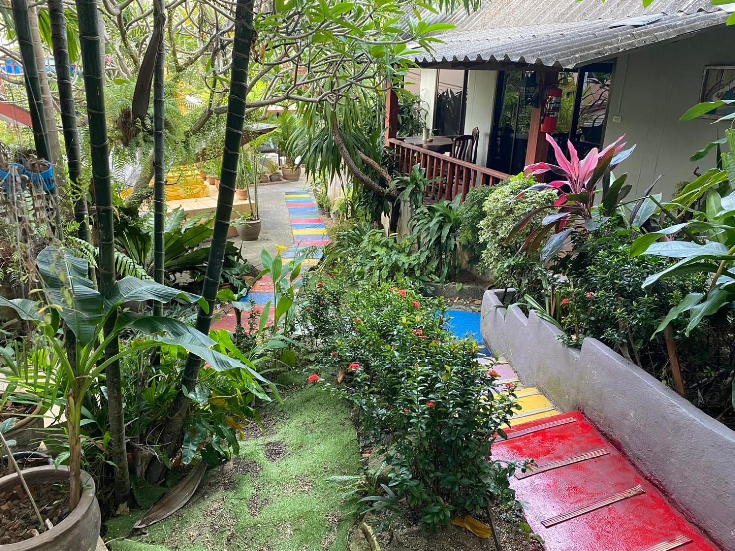 Kata Leaf Resort Phuket - 외부 사진